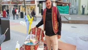 OSMANLI GELENE��N� CADDEDE YA�ATIYOR