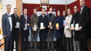 DURAK; �G�N�M�Z�N GER�EK �N�VERS�TELER�, ZENG�N K�T�PHANELERD�R�