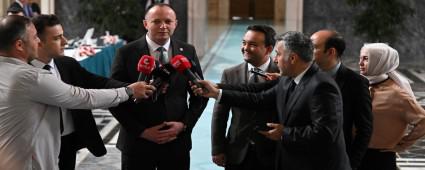 BOLU\'NUN MHP\'L� VEK�L� AKG�L KAYDINI YAPTIRDI