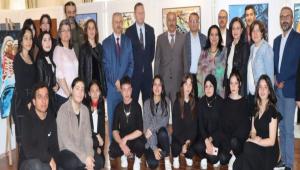 G�ZEL SANATLAR ��RENC�LER�N�N MEZUN�YET SERG�S�
