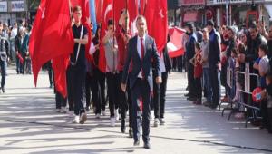Gerede\'de Cumhuriyet\'in 100. y�l� co�kuyla kutland�