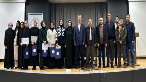 Mefk�re Toplulu�u\'ndan Prof. Dr. Ra�it K���k paneli