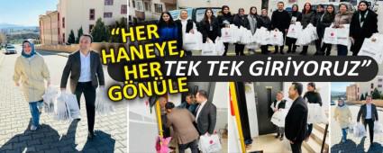 �HER HANEYE, HER G�N�LE TEK TEK G�R�YORUZ�