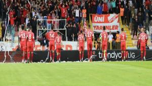 K���k �ehrin B�y�k Tak�m� yine Play-Off\'ta