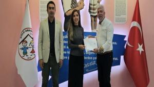 Bolu Anaokulu Belgelerini ald�