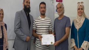 Baib�\'den Arap�a dil e�itim program�nda ba�ar�