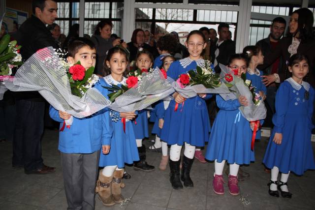 Okullarda karne heyecan� 25.01.2013